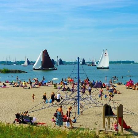 Appartement De Oliekan Medium Lemmer Bagian luar foto