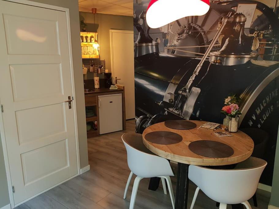 Appartement De Oliekan Medium Lemmer Bagian luar foto